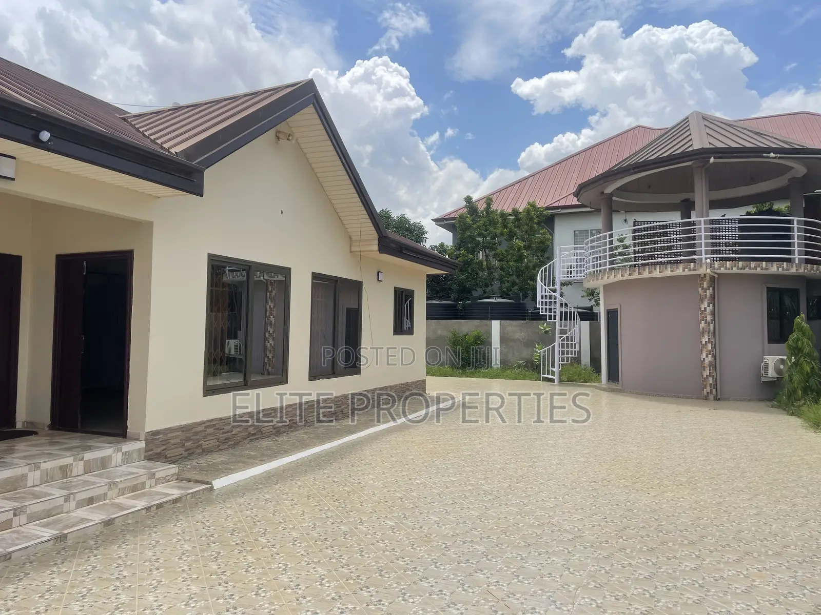 3bdrm House in Sky Junction, Dawhenya for rent