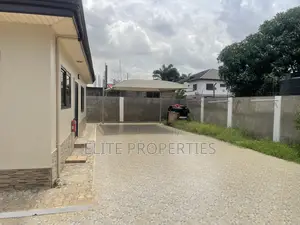 3bdrm House in Sky Junction, Dawhenya for rent