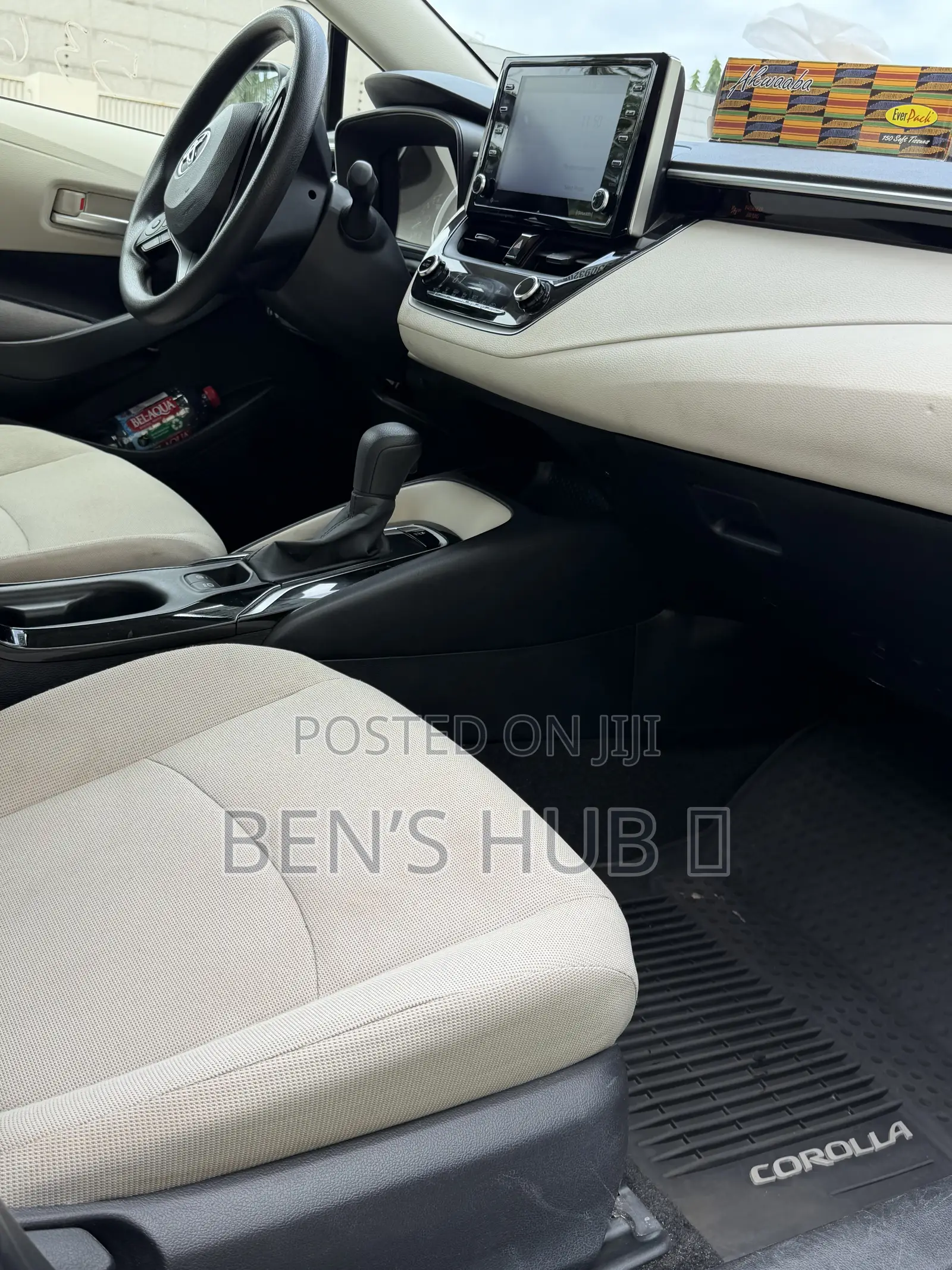 Toyota Corolla LE 2021 Black