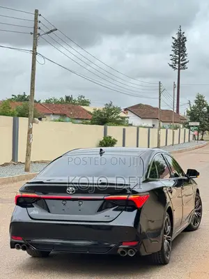Toyota Avalon 2020 Black