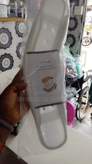 Hard Cervical Collar (Neck Collar)