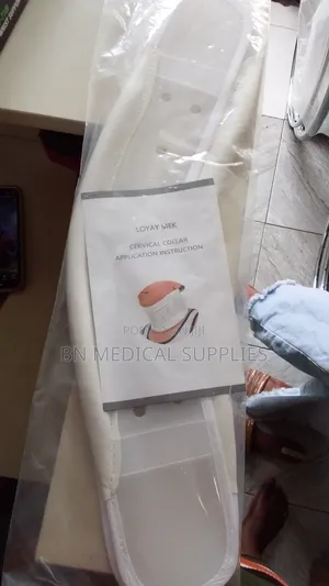 Hard Cervical Collar (Neck Collar)