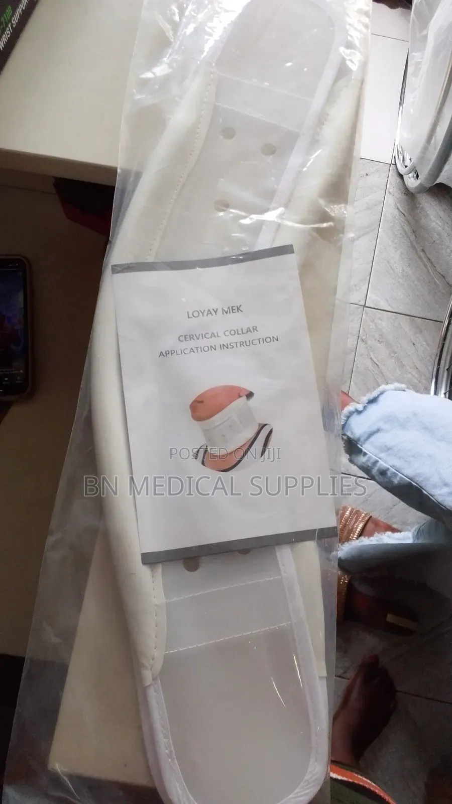 Hard Cervical Collar (Neck Collar)