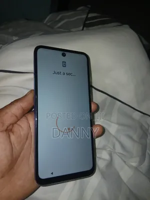 New Motorola Moto G 8 GB Blue