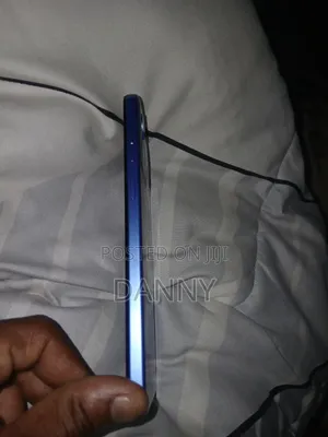 New Motorola Moto G 8 GB Blue