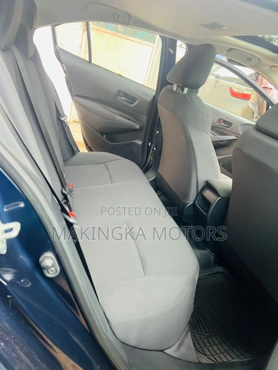 Toyota Corolla LE 2022 Blue