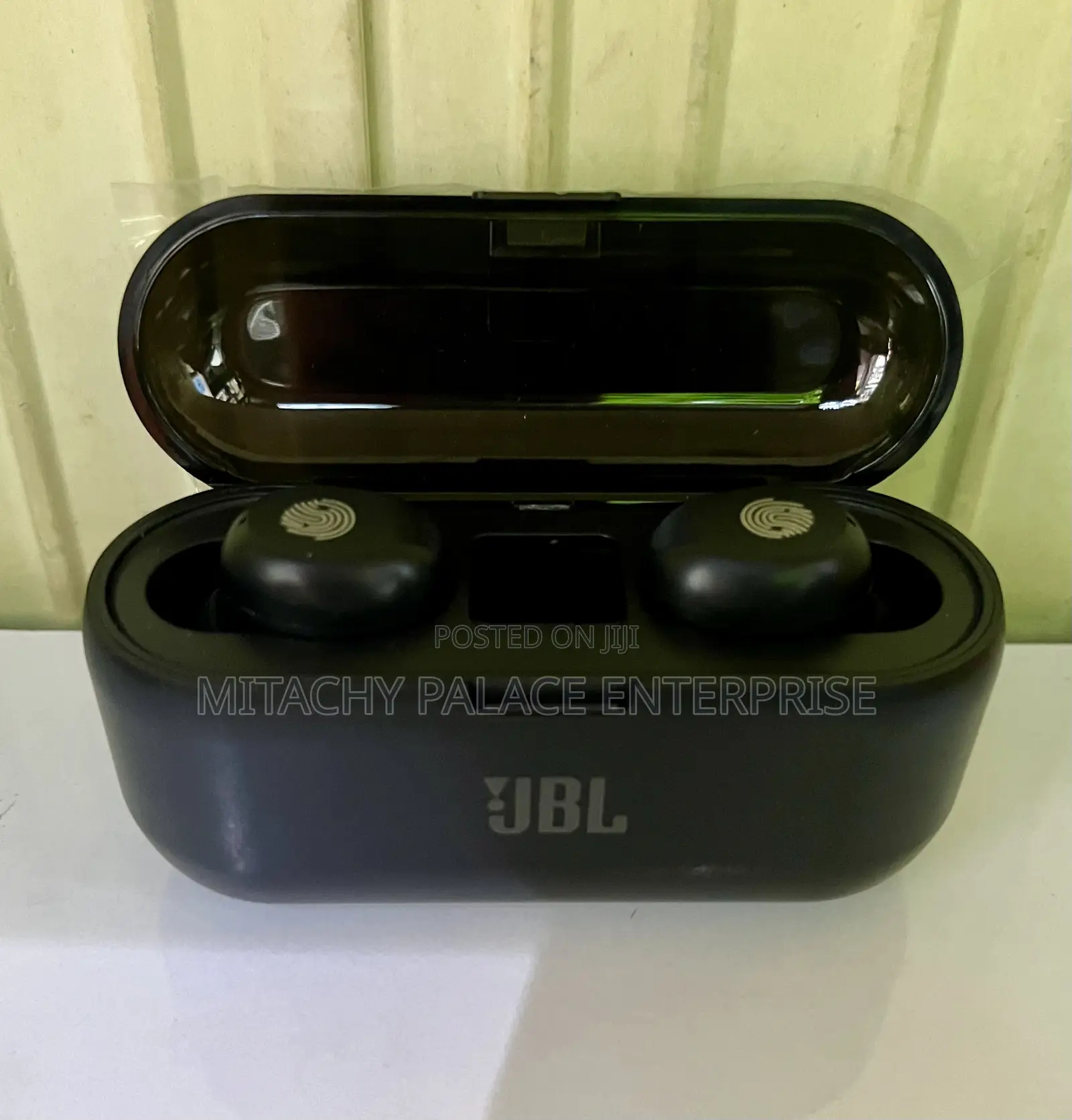 JBL in Ear Hook Earbuds