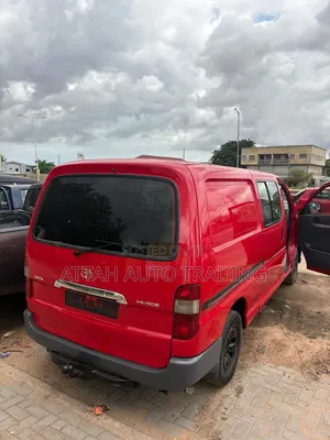 Toyota HiAce 2009 Blue