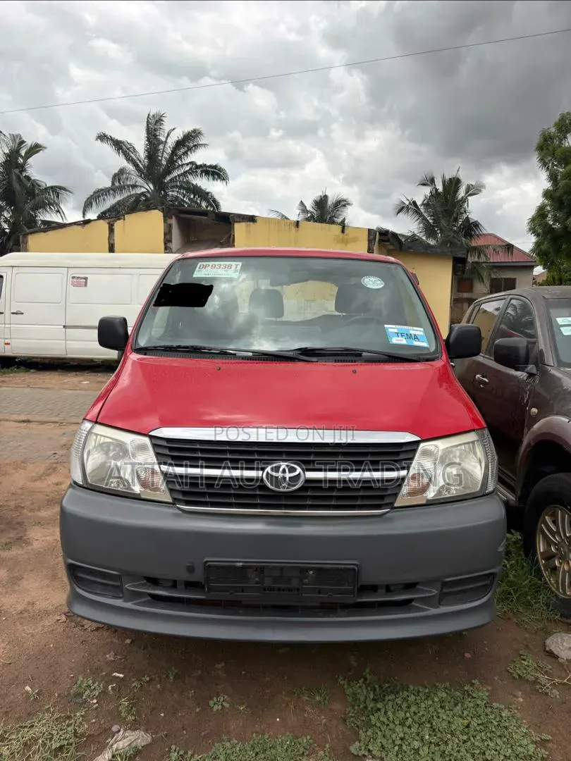 Toyota HiAce 2009 Blue