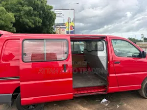 Toyota HiAce 2009 Blue