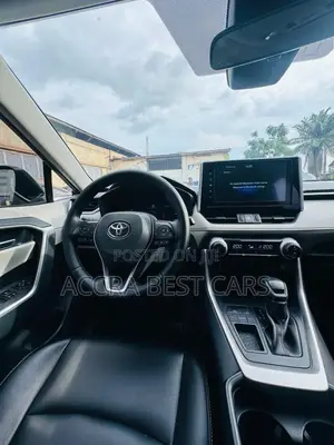 Toyota RAV4 2020 Green