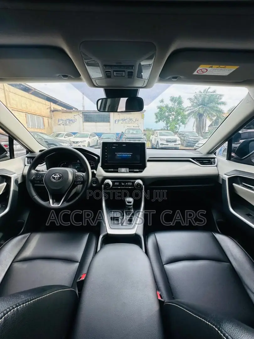 Toyota RAV4 2020 Green
