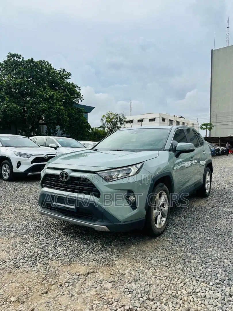 Toyota RAV4 2020 Green