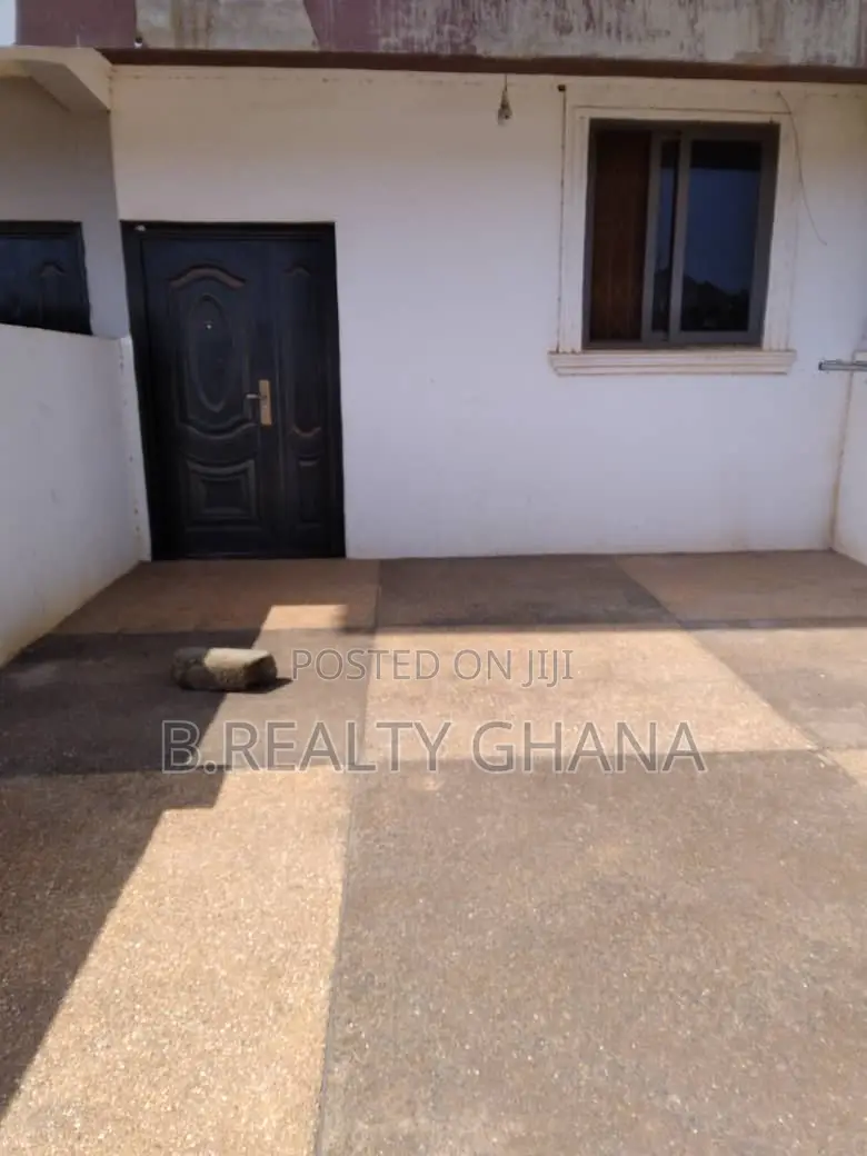 1bdrm House in Spintex for rent