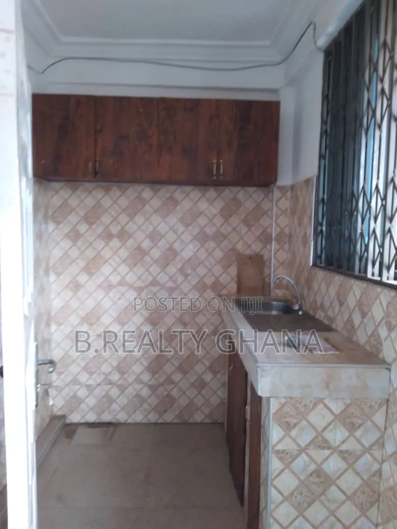 1bdrm House in Spintex for rent