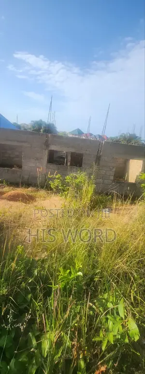 Uncomplicated House for Sale