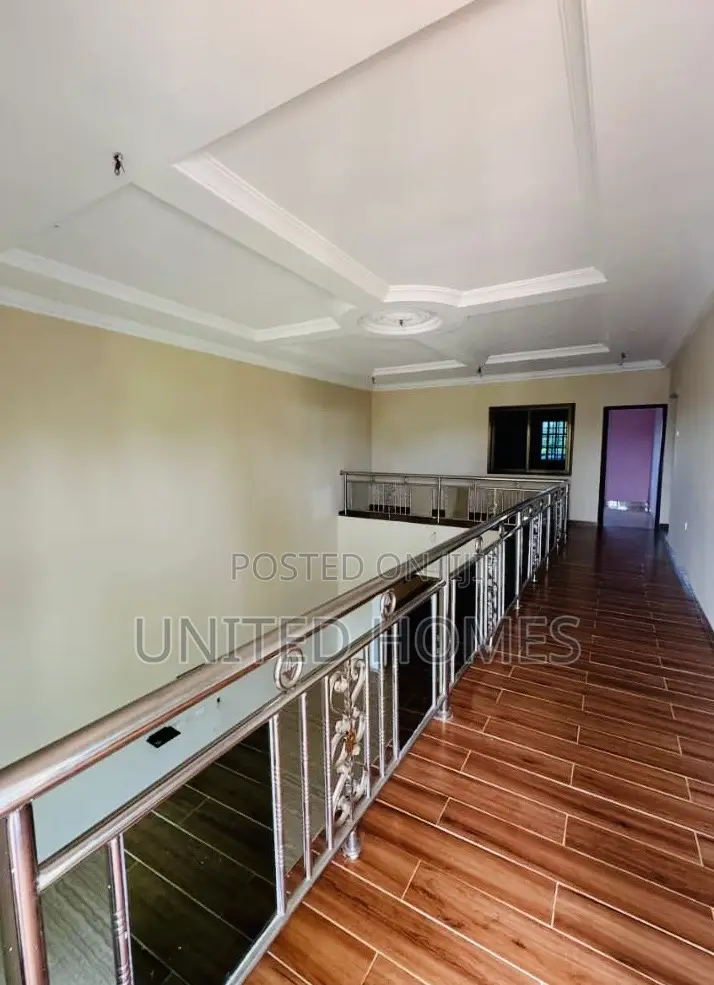7bdrm House in Old Barrier for rent