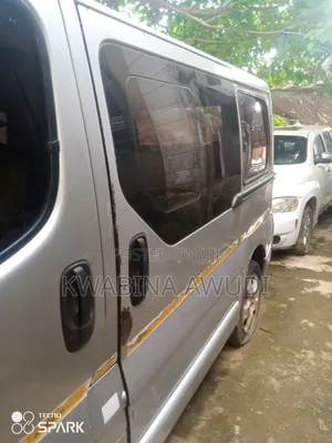 Renault Trafic 1981 Silver