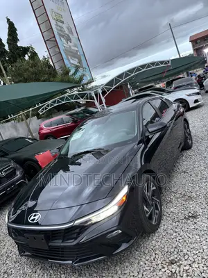Hyundai Elantra Limited 2023 Black