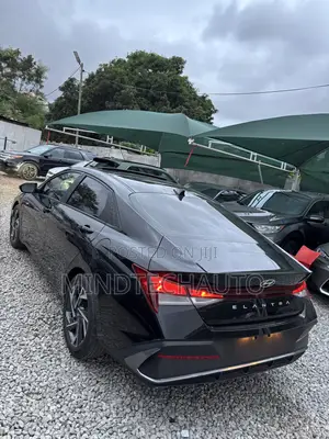 Hyundai Elantra Limited 2023 Black