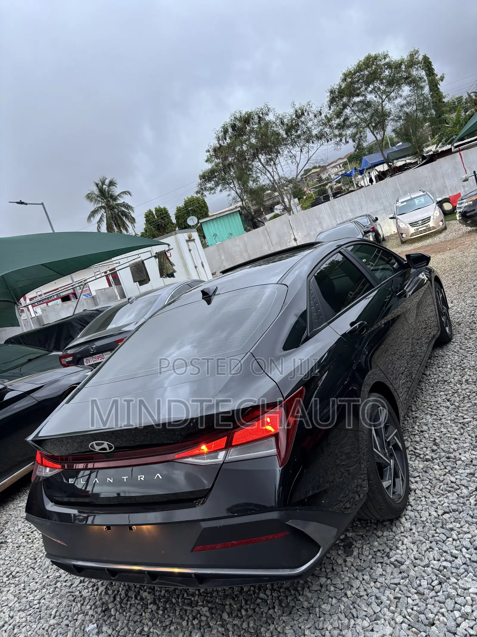 Hyundai Elantra Limited 2023 Black