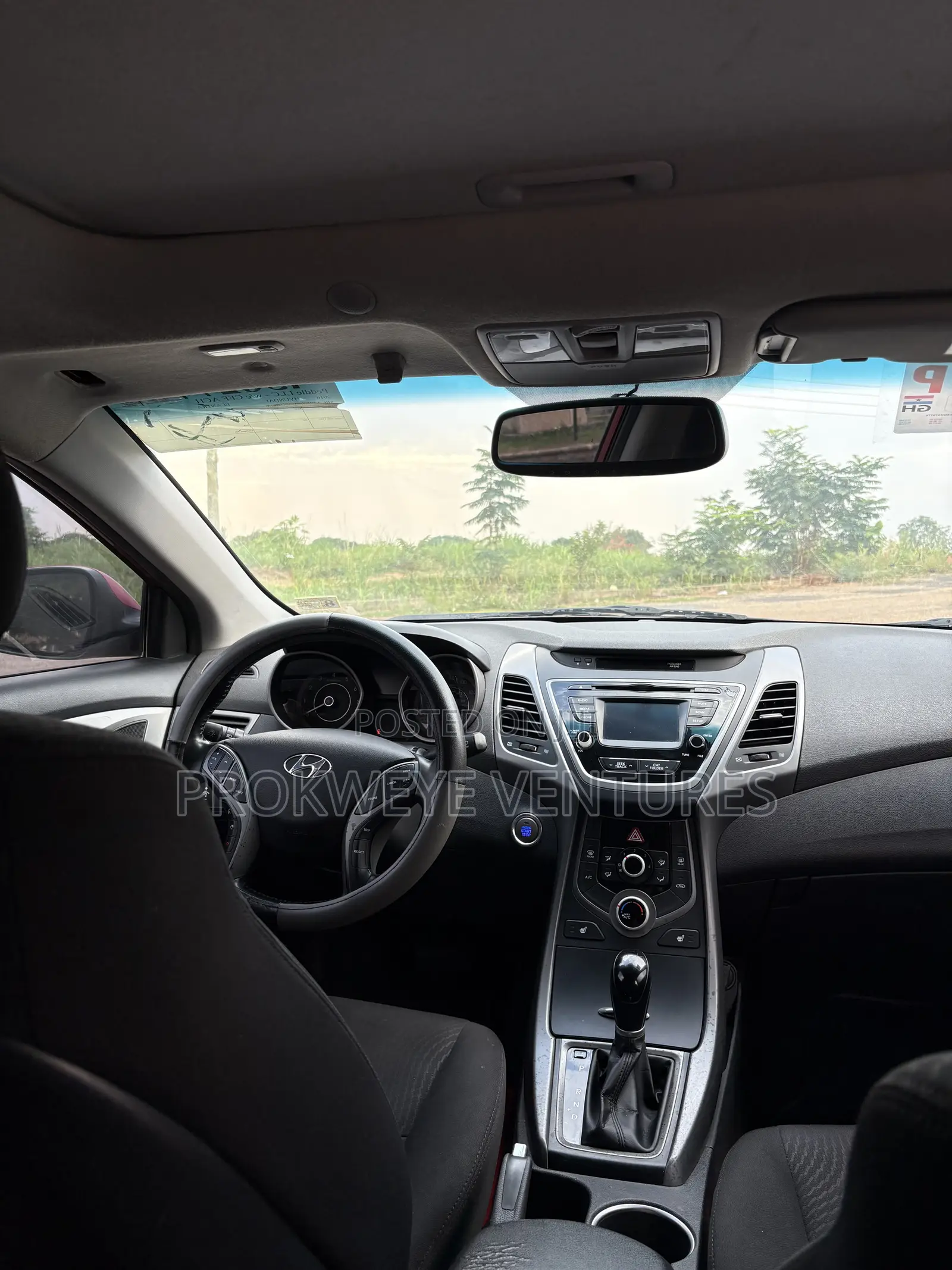 Hyundai Elantra Value Edition Sedan FWD (1.8L 4cyl 6A) 2016 Red
