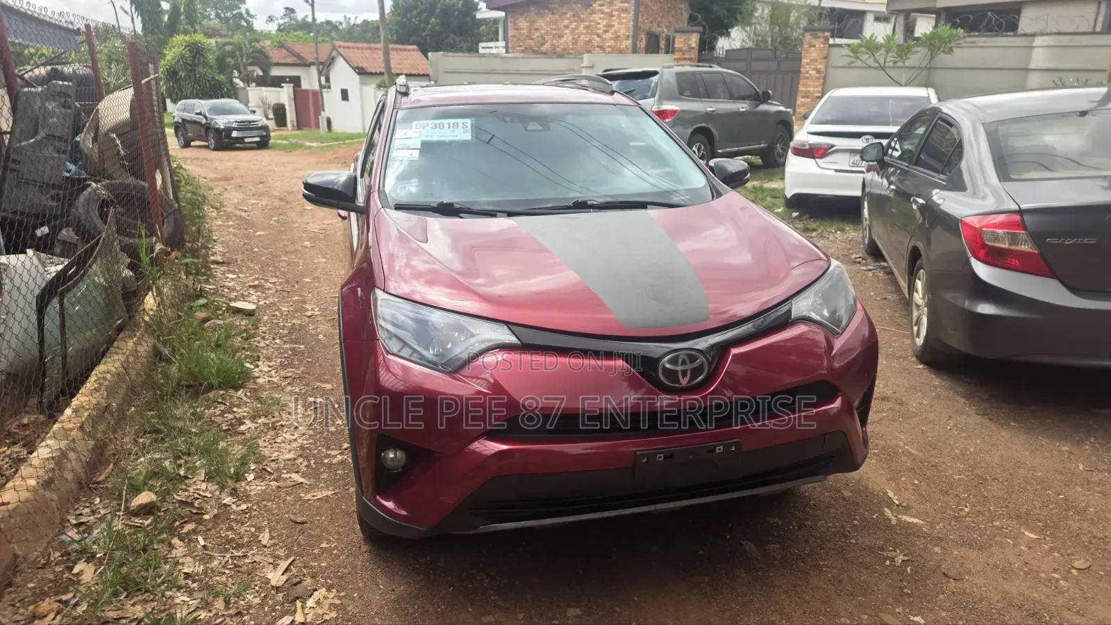 Toyota RAV4 XLE 4dr SUV AWD (2.5L 4cyl 6A) 2018 Red
