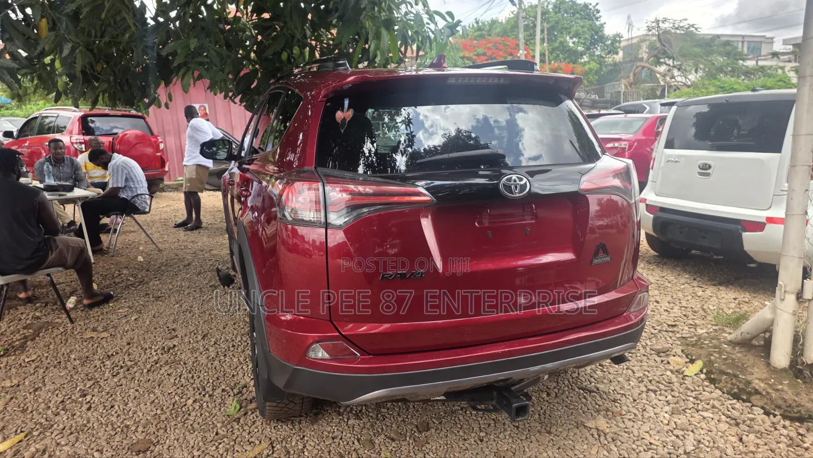 Toyota RAV4 XLE 4dr SUV AWD (2.5L 4cyl 6A) 2018 Red