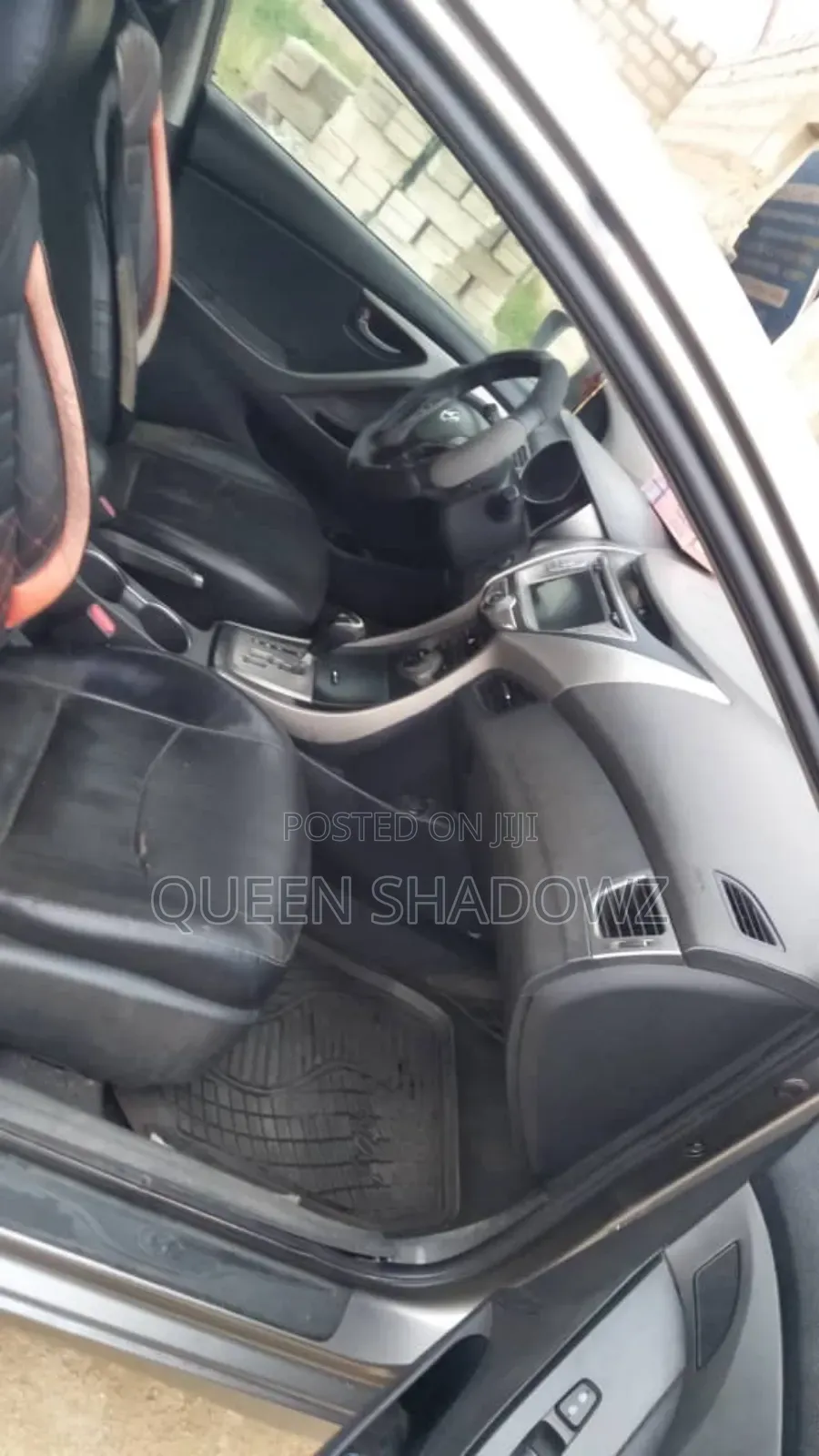 Hyundai Elantra 2012 Silver