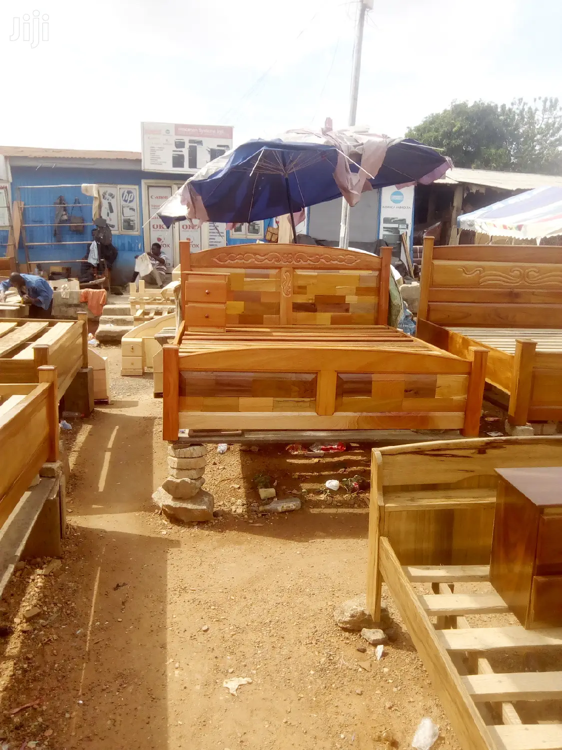 All Wood Queen Size Bed
