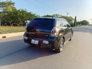 Pontiac Vibe 2009 Brown