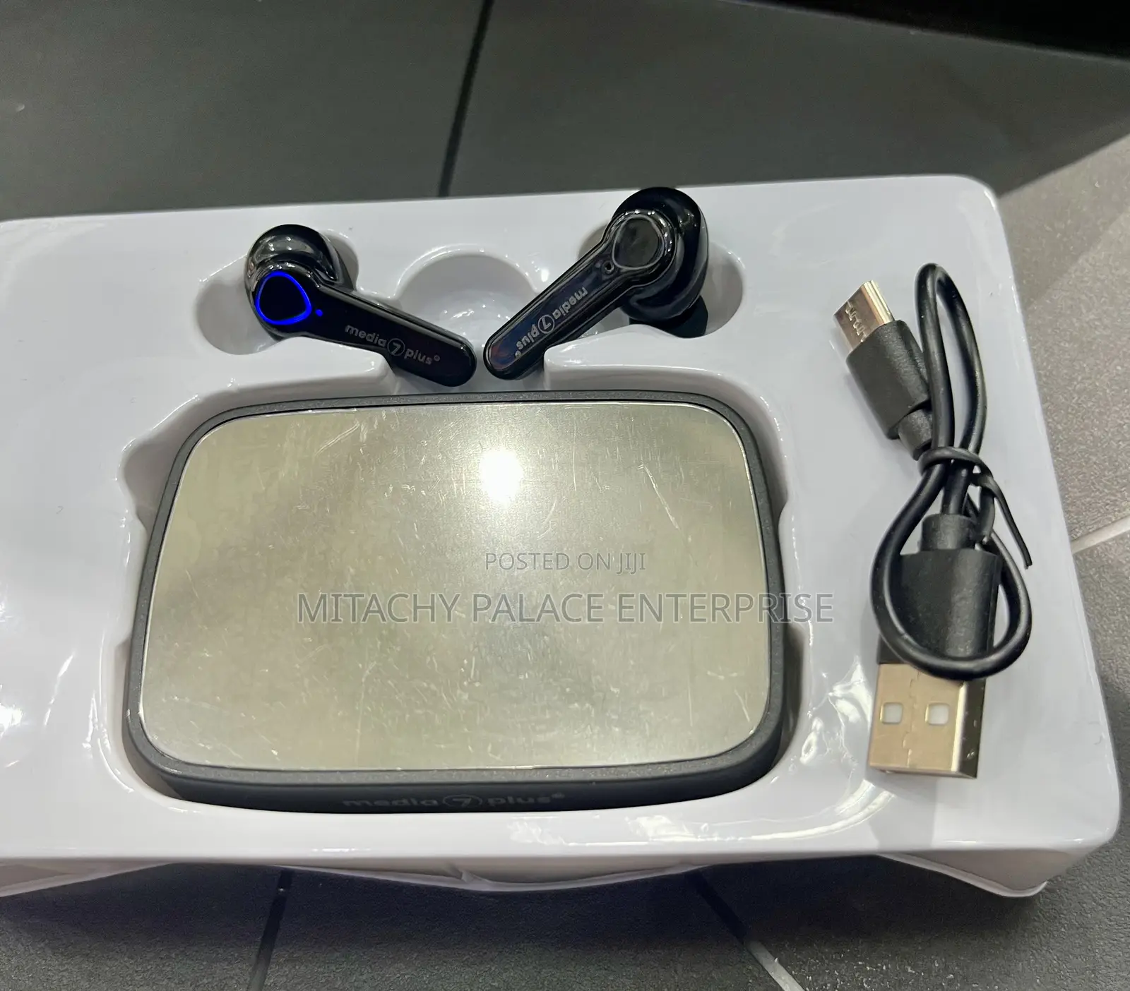 Media 7 Plus Bluetooth Earbuds