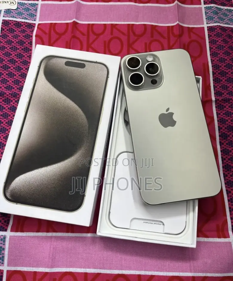 Apple iPhone 15 Pro Max 512 GB Silver