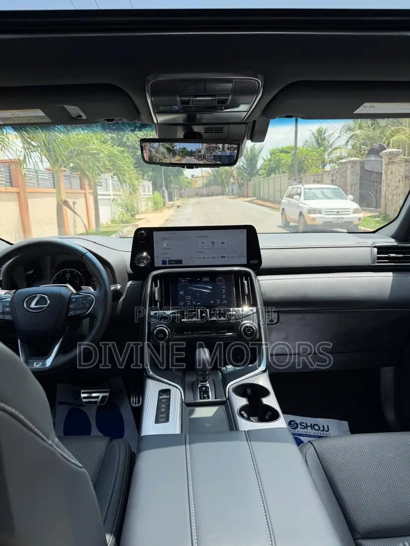 Lexus LX 700h 2025 Green