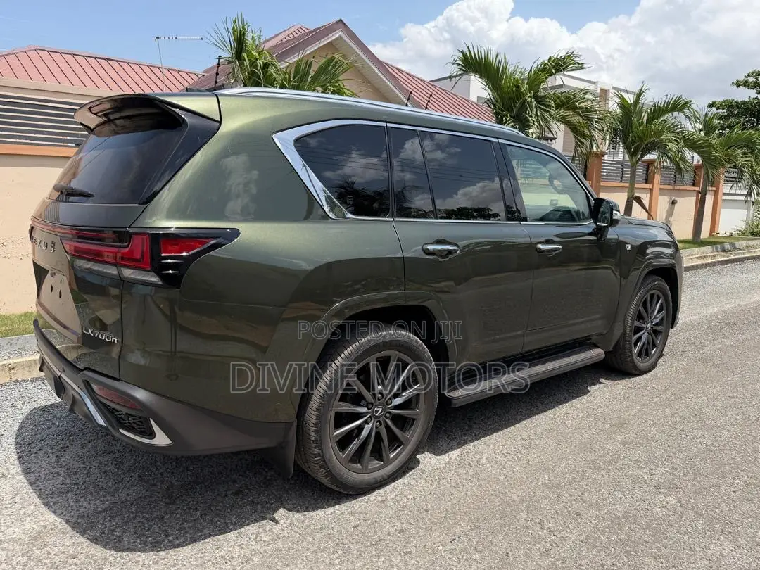 Lexus LX 700h 2025 Green