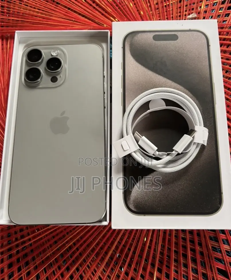Apple iPhone 15 Pro Max 512 GB Silver