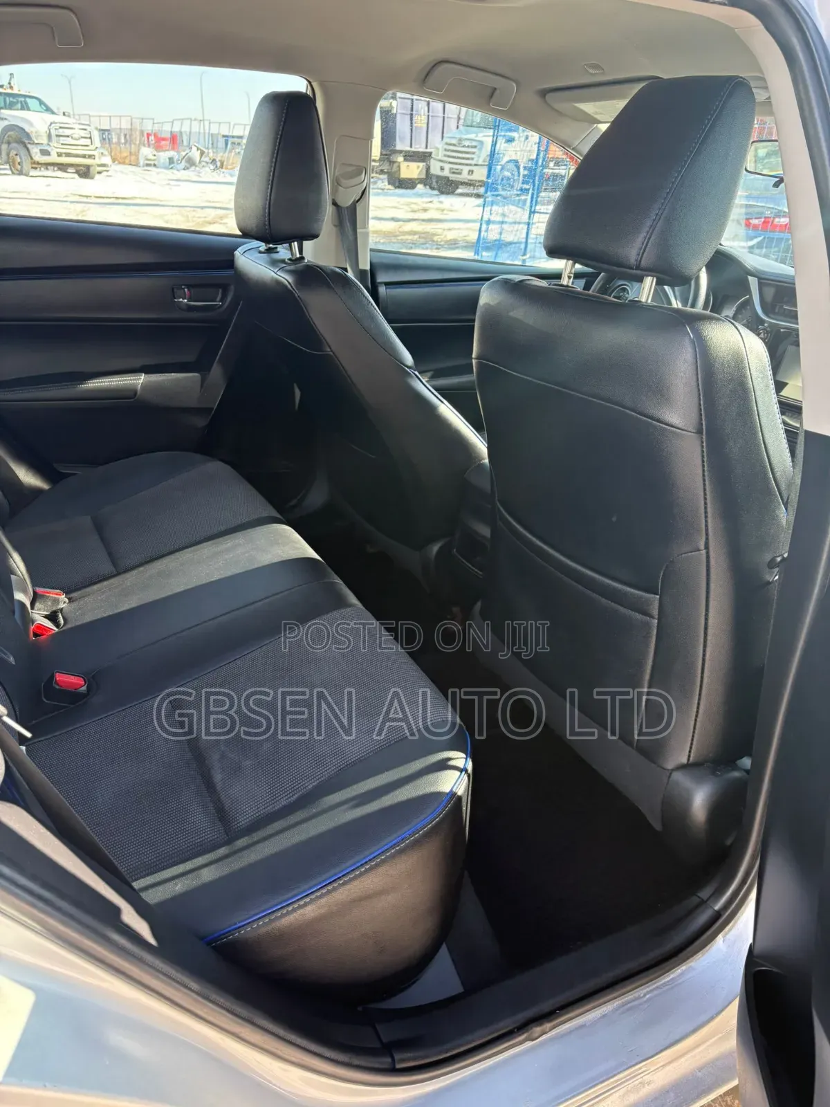 Toyota Corolla LE Eco (1.8L 4cyl 2A) 2019 Silver