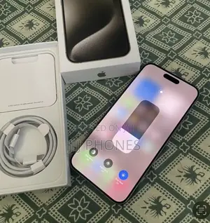 Apple iPhone 15 Pro Max 256 GB Silver