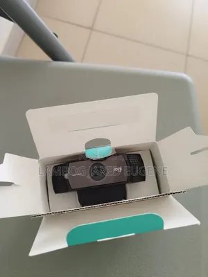 Logitech C932