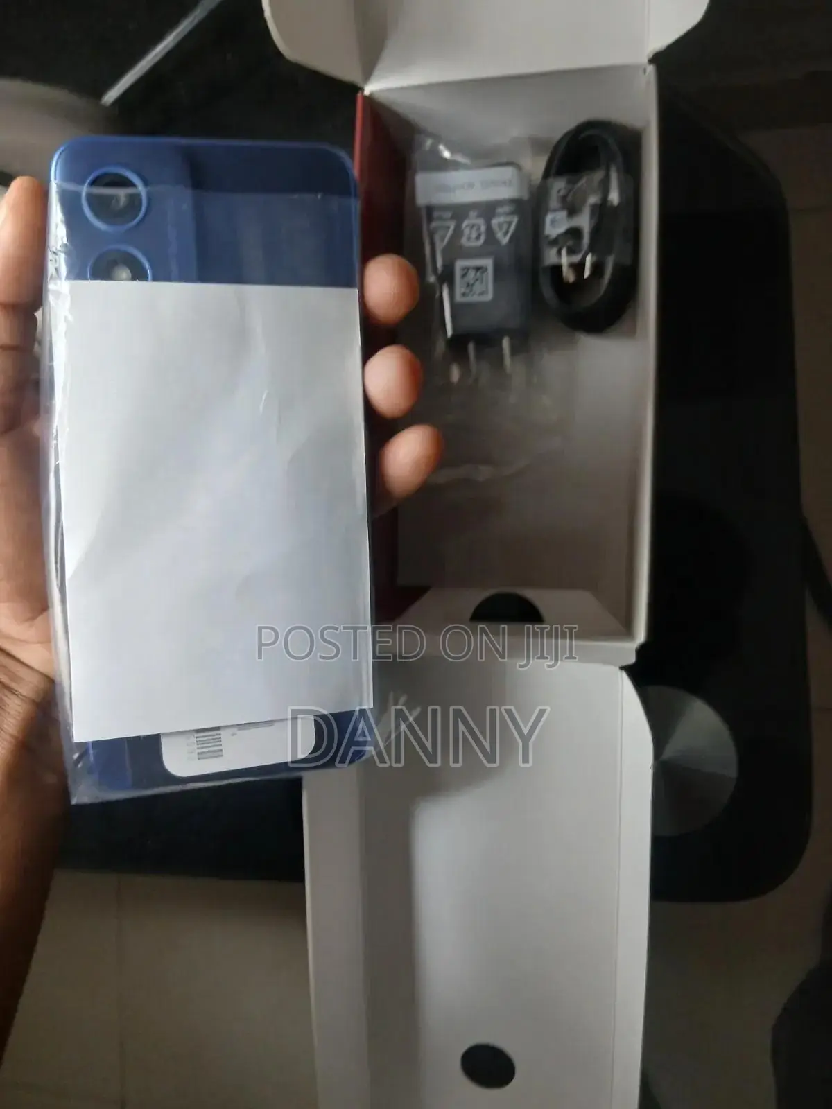 New Motorola Moto G 8 GB Blue