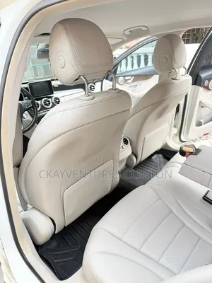 Mercedes-Benz C300 Base AWD 4Matic Sedan (2.0L 4cyl 7A) 2015 White