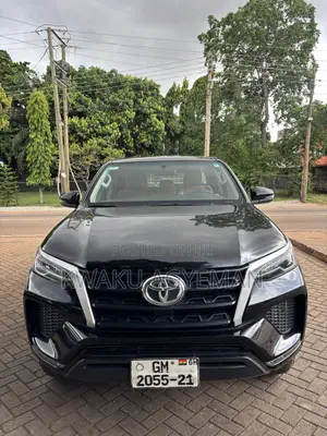 Toyota Fortuner 2.4 D AWD 2018 Black