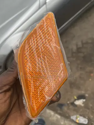 Mercedes Benz C250/W204 Fender Light