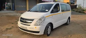 Hyundai H1 2012 White