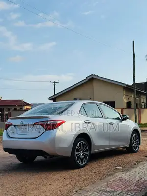 Toyota Corolla S 4dr Sedan (1.8L 4cyl CVT) 2016 Silver