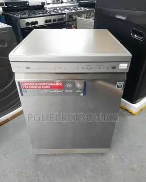 14 Place Quadwash Dishwasher With Truesteam in Stainless Finish