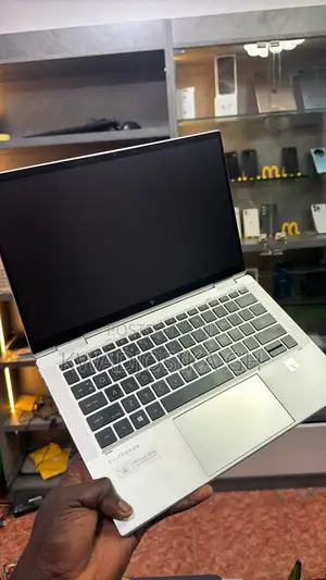 Laptop HP EliteBook x360 1030 G7 16GB Intel Core i7 SSD 256GB