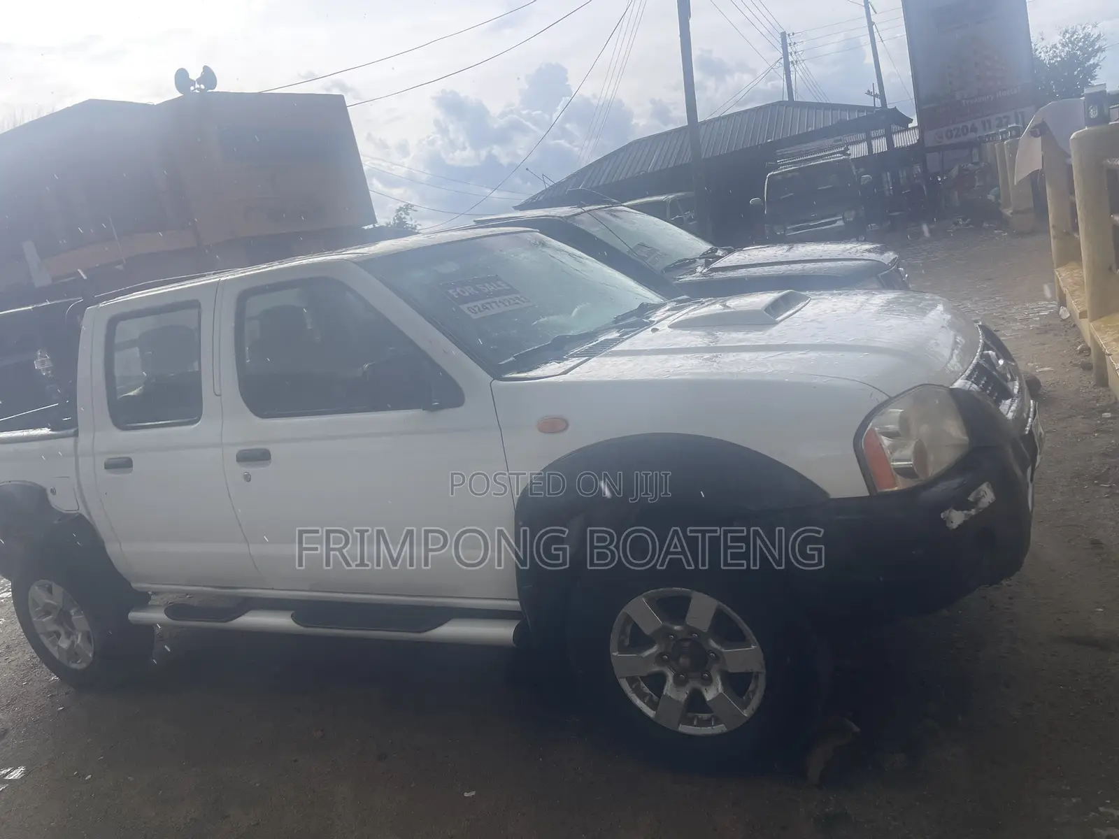 Nissan Hardbody 2012 White