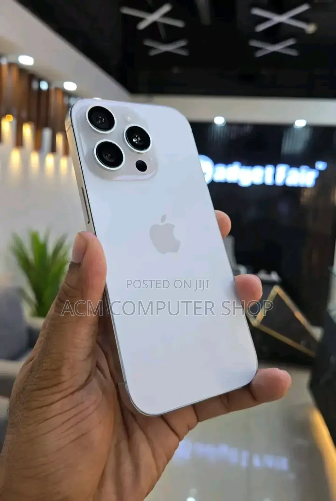New Apple iPhone 16 Pro 256 GB Gray