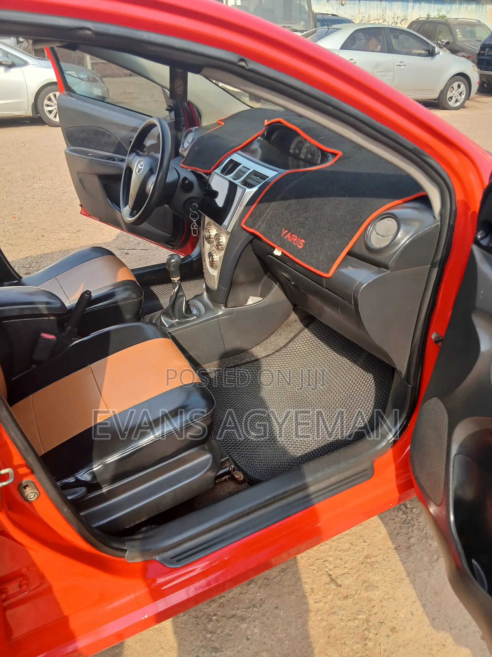 Toyota Yaris SE Hatchback 5dr 2013 Red